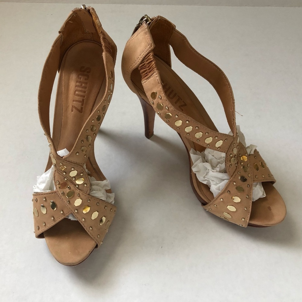 Beautiful SCHUTZ camel colored heels